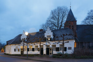 Broederschapshuisjes